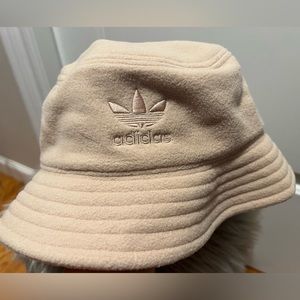 NEW Adidas Adicolor Classic Winter Bucket Hat OSFM
